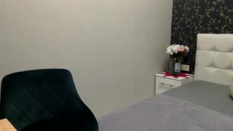 langoria online show from 02-22-25, 09:37