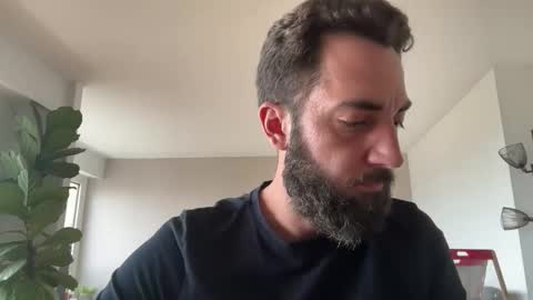 Lanimal online show from 10-21-25, 02:07