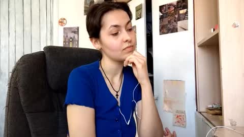 Mia online show from 03-10-26, 06:29