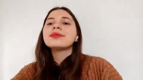 Snapshot of lanitaspanish chatting on 11-16-25, 08:31 Taisia Tai online show from 11-16-25, 08:31