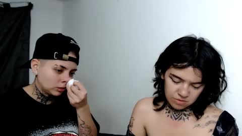 Snapshot of lannie_gonzales chatting on 02-22-25, 02:17 LANNIE   online show from 02-22-25, 02:17