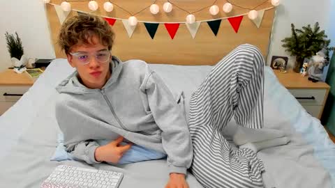 Fandi online show from 01-08-25, 09:42