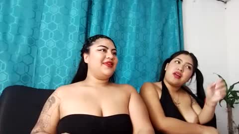 lapeligrosa_ online show from 12-17-25, 11:16