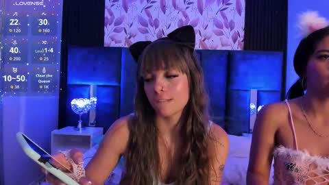 Snapshot of larabrook chatting on 09-19-25, 11:38 Lara online show from 09-19-25, 11:38