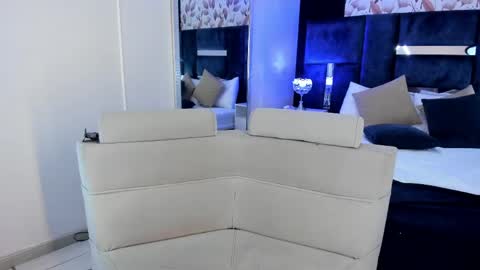 Snapshot of larabrook chatting on 04-20-26, 08:32 Lara online show from 04-20-26, 08:32