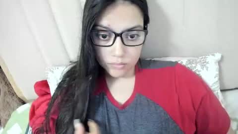 lara online show from 11-18-25, 02:39