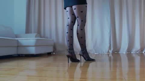 LaraKanes online show from 02-05-26, 10:09