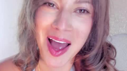 Snapshot of laralane_ chatting on 01-13-26, 01:49 Lara online show from 01-13-26, 01:49