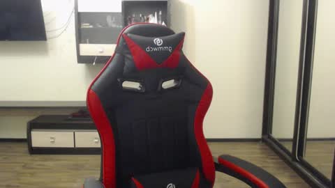 Snapshot of laralianna chatting on 12-25-24, 07:34 Laralianna online show from 12-25-24, 07:34