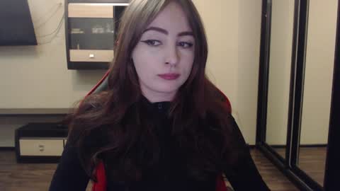 Snapshot of laralianna chatting on 01-10-25, 01:32 Laralianna online show from 01-10-25, 01:32