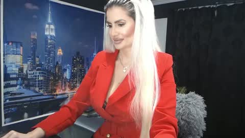 laras_moans online show from 12-26-24, 09:55