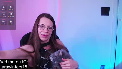 larawinters online show from 02-08-26, 07:39