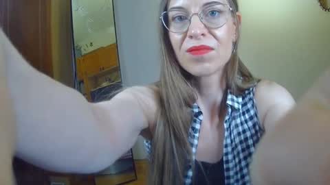 larawintersxxx online show from 02-14-25, 07:54