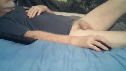 Snapshot of larbie chatting on 07-19-26, 11:36 Larbie online show from 07-19-26, 11:36