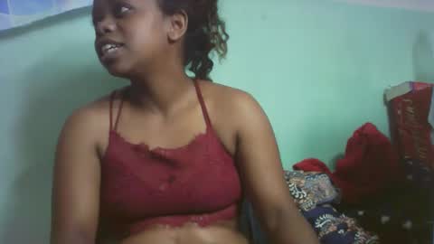 larissa645771 online show from 11-19-25, 07:30