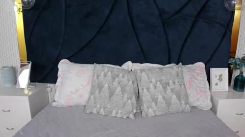 Valentina online show from 11-12-25, 03:07