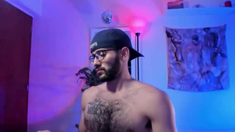 larry_stewart online show from 11-26-25, 03:24