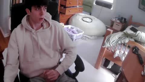 Snapshot of larrymcberran2 chatting on 10-02-25, 05:20 larrymcberran2 online show from 10-02-25, 05:20