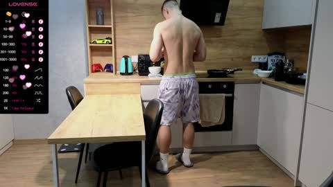 Snapshot of larstar01 chatting on 02-08-25, 05:39 Lars online show from 02-08-25, 05:39