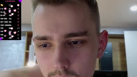 Snapshot of larstar01 chatting on 02-12-25, 09:11 Lars online show from 02-12-25, 09:11