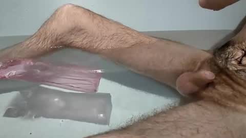 Snapshot of lary0078 chatting on 01-01-25, 04:18 Lary78 online show from 01-01-25, 04:18