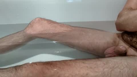 Snapshot of lary0078 chatting on 09-22-25, 04:31 Lary78 online show from 09-22-25, 04:31