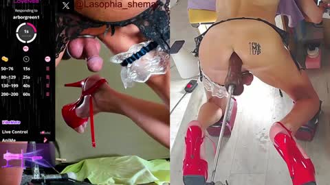 Snapshot of lasophia chatting on 01-14-25, 03:22 Sophia online show from 01-14-25, 03:22