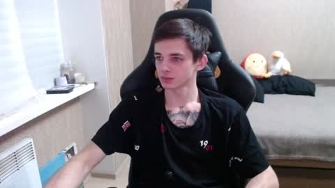 Snapshot of last_kenny chatting on 12-04-24, 02:37 Kenny online show from 12-04-24, 02:37