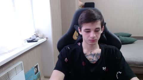 Snapshot of last_kenny chatting on 12-11-24, 12:02 Kenny online show from 12-11-24, 12:02