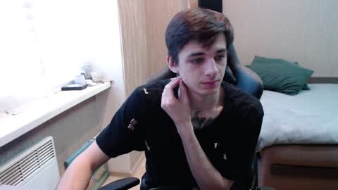 Snapshot of last_kenny chatting on 12-30-24, 11:15 Kenny online show from 12-30-24, 11:15