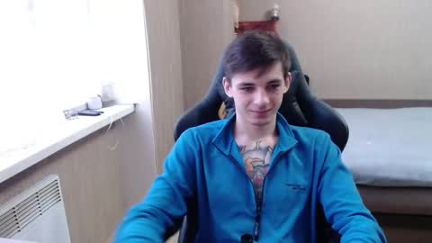 Snapshot of last_kenny chatting on 02-13-25, 02:09 Kenny online show from 02-13-25, 02:09