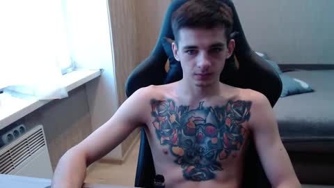 Snapshot of last_kenny chatting on 09-11-25, 11:54 Kenny online show from 09-11-25, 11:54