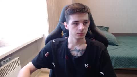 Snapshot of last_kenny chatting on 09-16-25, 11:33 Kenny online show from 09-16-25, 11:33