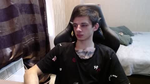 Snapshot of last_kenny chatting on 10-21-25, 12:17 Kenny online show from 10-21-25, 12:17