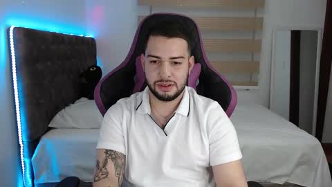 Snapshot of latam_ chatting on 03-02-25, 10:27 YOUR BABY online show from 03-02-25, 10:27