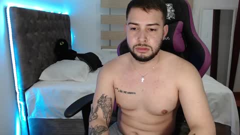 Snapshot of latam_ chatting on 03-04-25, 11:19 YOUR BABY online show from 03-04-25, 11:19