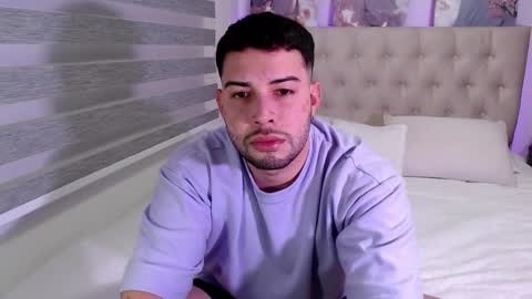 Snapshot of latam_ chatting on 09-12-25, 04:34 YOUR BABY online show from 09-12-25, 04:34