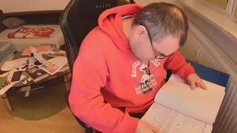 Snapshot of latexboy893 chatting on 12-04-25, 05:10 latexboy893 online show from 12-04-25, 05:10