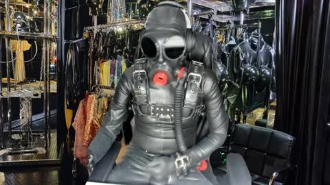 latexlover202 online show from 04-01-26, 09:56