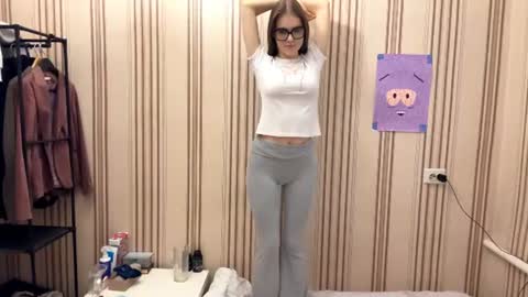 Snapshot of latiapetosa chatting on 07-09-26, 11:25 Mia online show from 07-09-26, 11:25