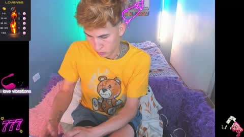 latin_boysxxx_ online show from 03-29-26, 02:11