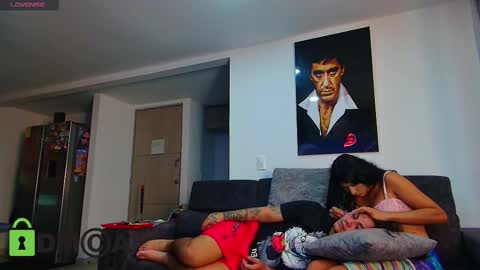 Snapshot of latin_couple77 chatting on 02-11-25, 07:33 Sara y Andy online show from 02-11-25, 07:33