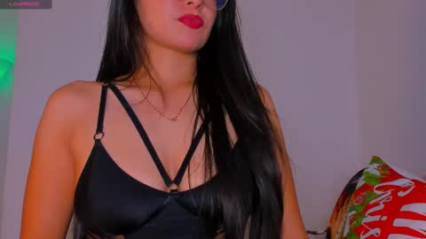 Snapshot of latin_gabby chatting on 11-18-25, 01:33 Gabby online show from 11-18-25, 01:33