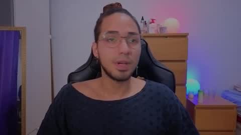  Free OF online show from 11-19-25, 06:35