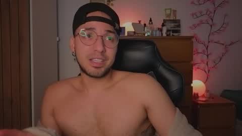  Free OF online show from 02-07-26, 06:28