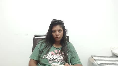 M E G A N  online show from 02-10-26, 07:07