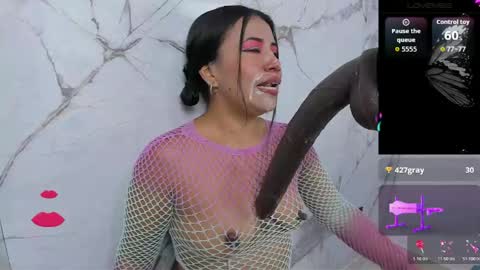 latina_candy01 online show from 04-15-26, 08:09