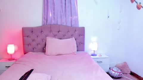 Martina online show from 10-21-25, 07:14