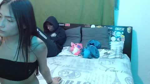 Snapshot of latinas_love05 chatting on 12-23-25, 05:05 latinas_love05 online show from 12-23-25, 05:05