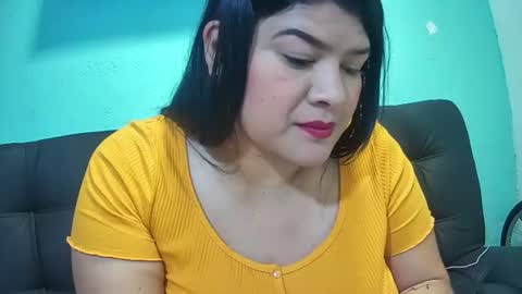 latincurvy1992 online show from 11-10-25, 04:33